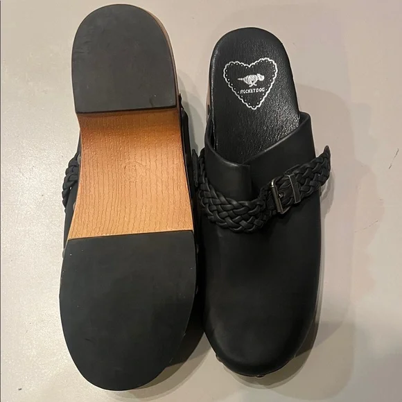 Rocket Dog Black Clog Mules with Braided Strap - Picture 4 of 4